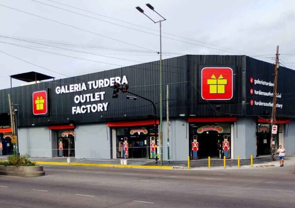 Turdera Outlet Factory: Fiestas, Regalos y Precios Bajos